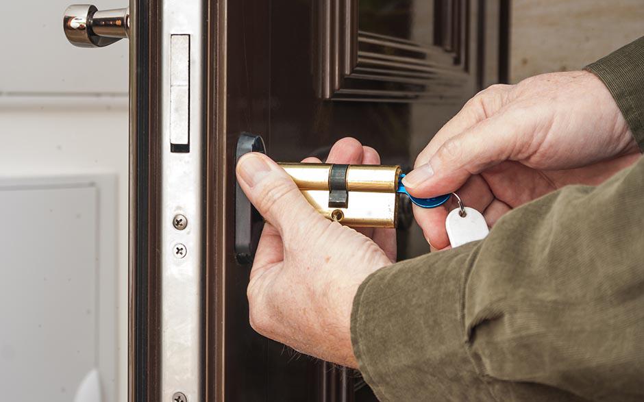 ouvrir une serrure sans clé avec une perceuse Corbeil-Essonnes